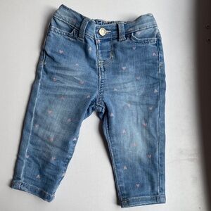 Oshkosh B’Gosh‎ Denim Jeans with Pink Hearts Printed Light Wash 6 Month Size